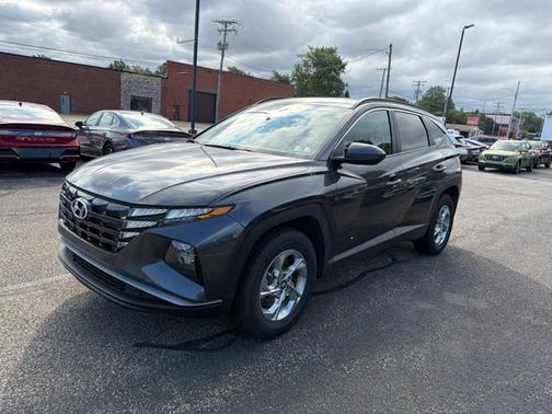 Gray 2024 Hyundai TUCSON SEL