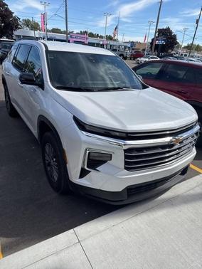 2024 Chevrolet Traverse LT