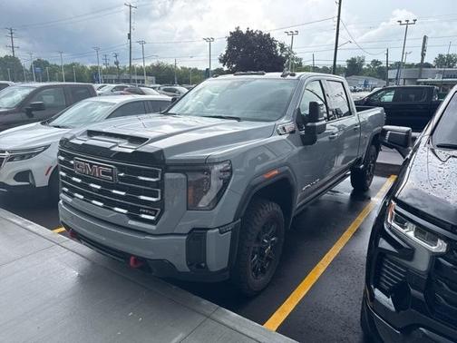 2025 GMC Sierra 2500 AT4
