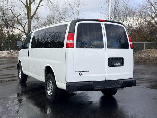 2023 Chevrolet Express 3500 LS