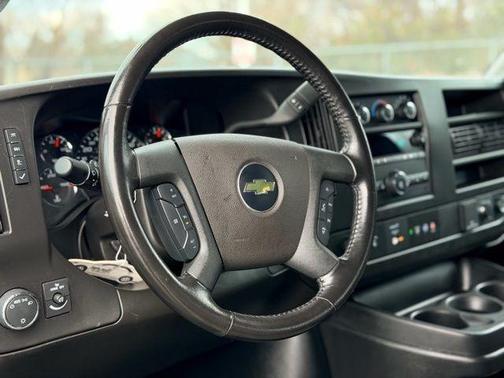 2023 Chevrolet Express 3500 LS