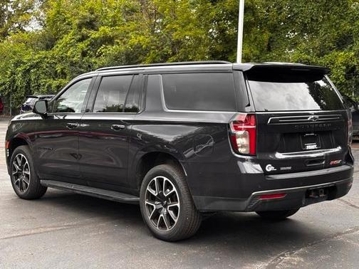 2022 Chevrolet Suburban RST