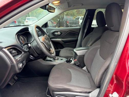 2021 Jeep Cherokee Latitude