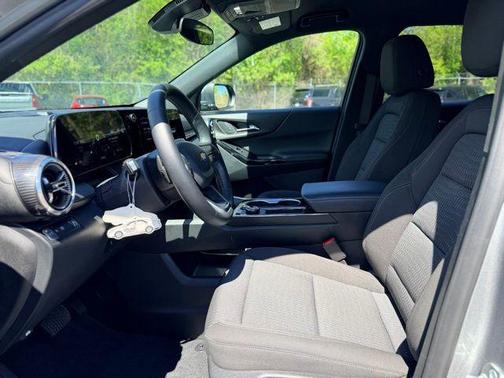 Sterling Gray Metallic 2026 Chevrolet Equinox LT