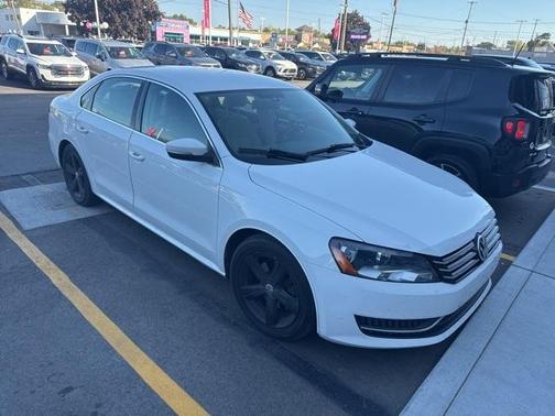 2013 Volkswagen Passat 2.5 SE