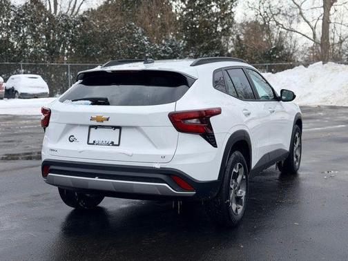 2024 Chevrolet Trax LT