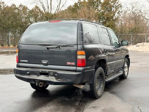 2004 GMC Yukon Denali