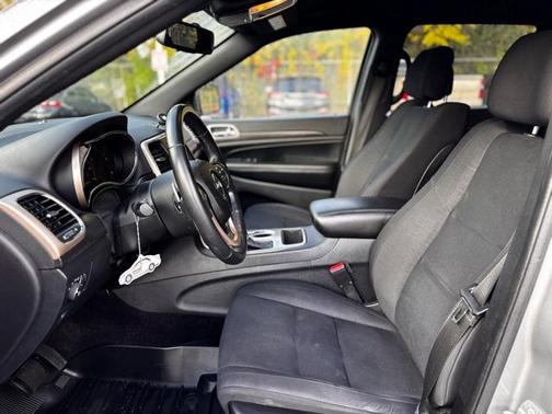 2016 Jeep Grand Cherokee Laredo