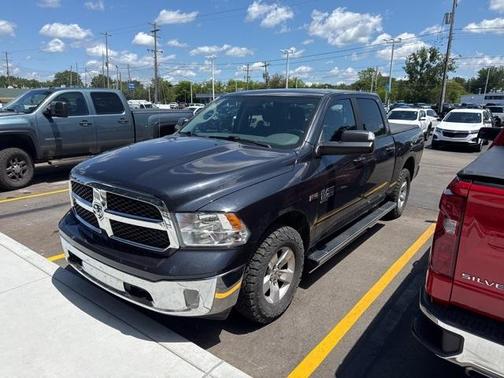 2020 RAM 1500 Classic SLT