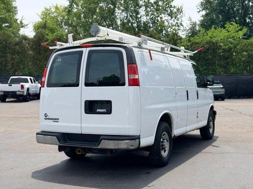 Summit White 2016 Chevrolet Express 2500 Work Van