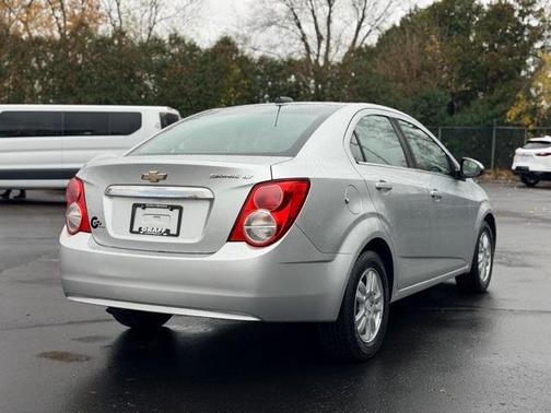 2016 Chevrolet Sonic LT
