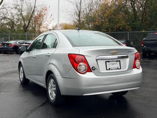 2016 Chevrolet Sonic LT