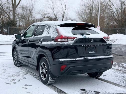 2022 Mitsubishi Eclipse Cross ES