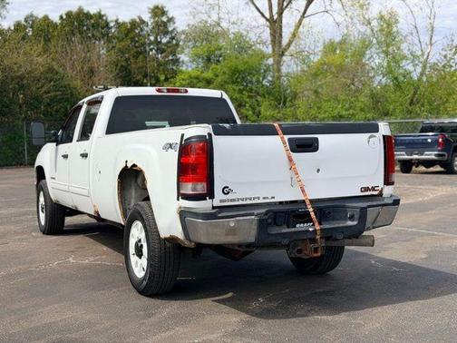 Summit White 2011 GMC Sierra 2500 SLE