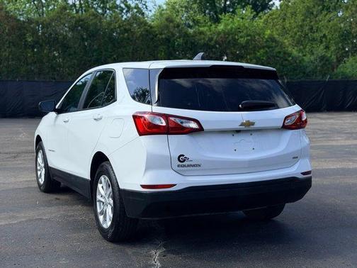 Summit White 2021 Chevrolet Equinox LS