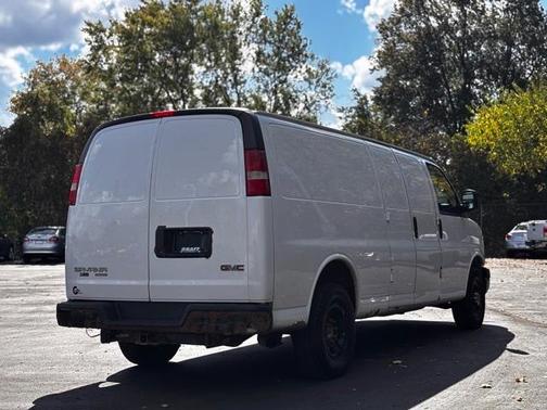2015 GMC Savana 2500 Work Van