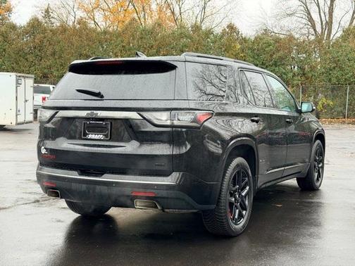 2021 Chevrolet Traverse Premier