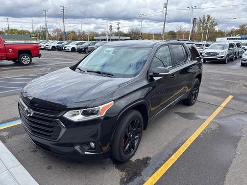 2021 Chevrolet Traverse Premier