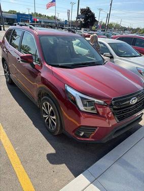 Crimson Red Pearl 2024 Subaru Forester Limited