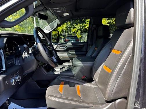 2024 GMC Sierra 2500 AT4