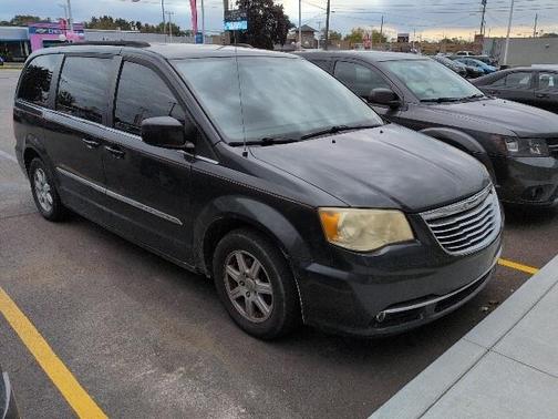 2011 Chrysler Town & Country Touring