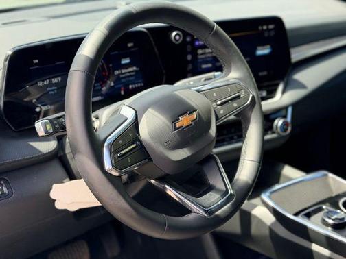 Sterling Gray Metallic 2026 Chevrolet Equinox LT