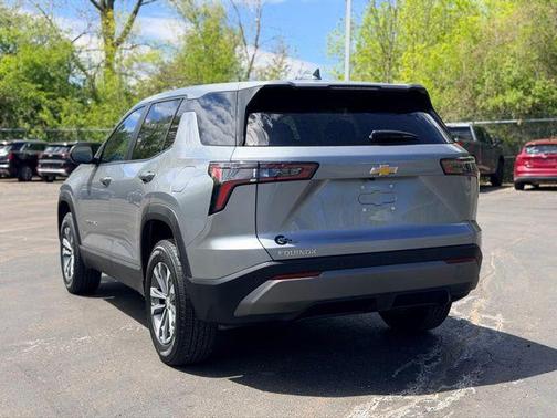 Sterling Gray Metallic 2026 Chevrolet Equinox LT