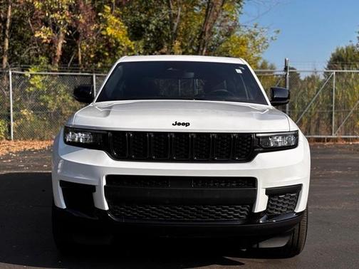 2024 Jeep Grand Cherokee L Laredo