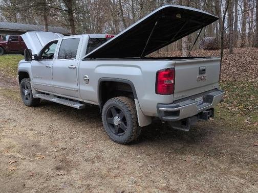 2015 GMC Sierra 2500 Denali