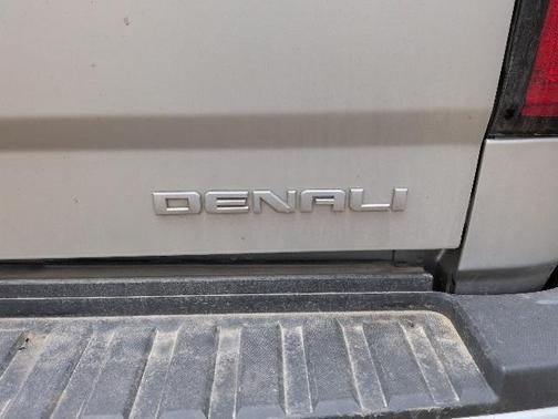 2015 GMC Sierra 2500 Denali