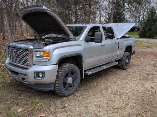 2015 GMC Sierra 2500 Denali
