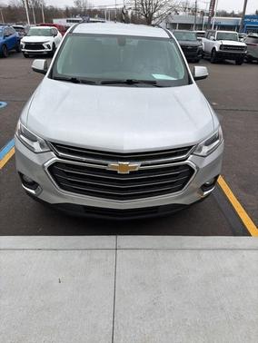2021 Chevrolet Traverse LT Cloth