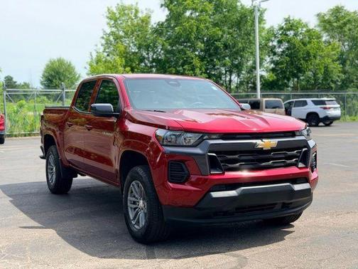 Radiant Red 2025 Chevrolet Colorado LT