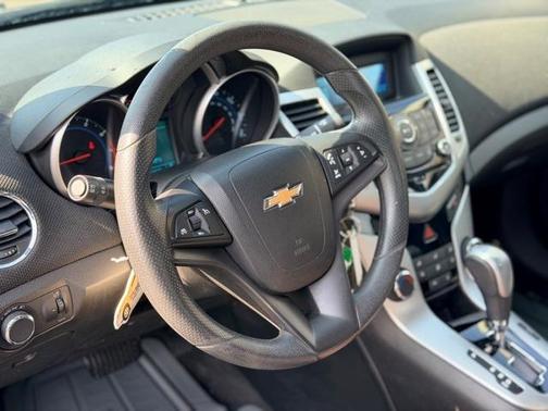 2015 Chevrolet Cruze 1LT