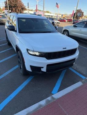 2021 Jeep Grand Cherokee L Laredo