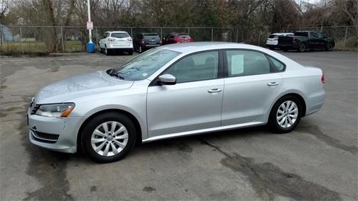 2014 Volkswagen Passat 1.8T Auto Wolfsburg Ed