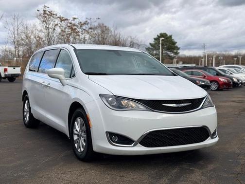 2018 Chrysler Pacifica Touring Plus