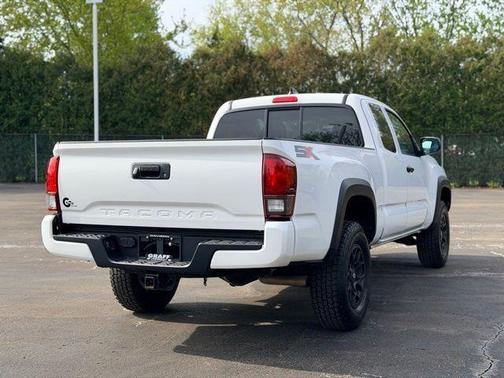White 2022 Toyota Tacoma SR
