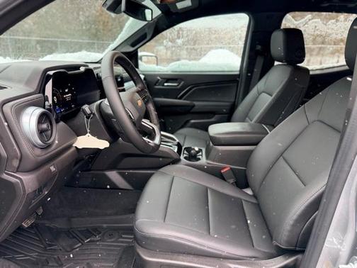 2025 Chevrolet Colorado LT