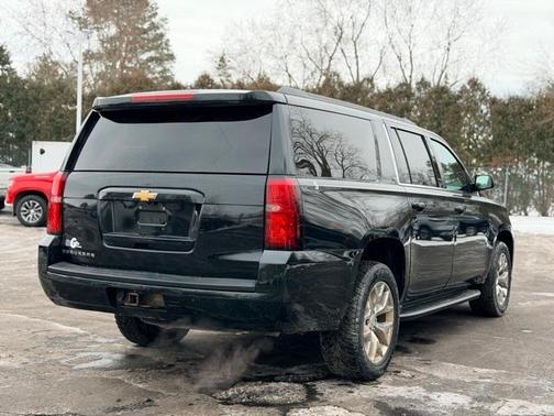 2016 Chevrolet Suburban LT