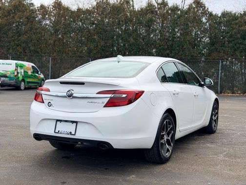 2017 Buick Regal Turbo Sport Touring