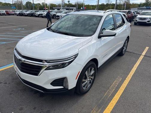 Summit White 2024 Chevrolet Equinox LT