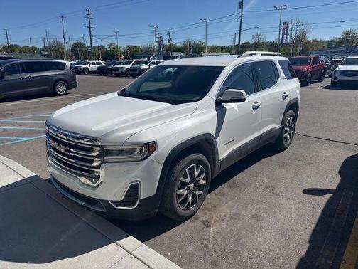 Summit White 2022 GMC Acadia SLE
