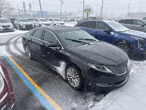 2016 Lincoln MKZ Base