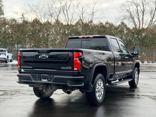 2024 Chevrolet Silverado 2500 High Country