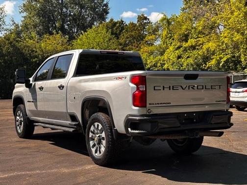2023 Chevrolet Silverado 2500 Custom
