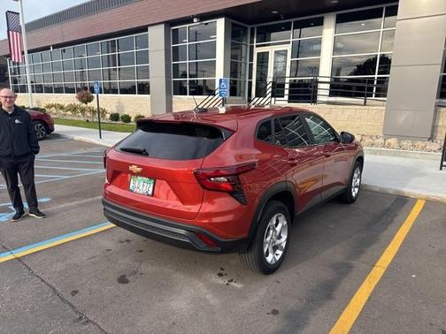 2024 Chevrolet Trax LS