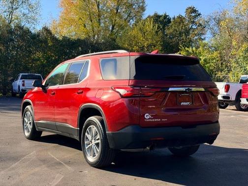 2022 Chevrolet Traverse LT Leather