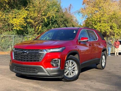 2022 Chevrolet Traverse LT Leather