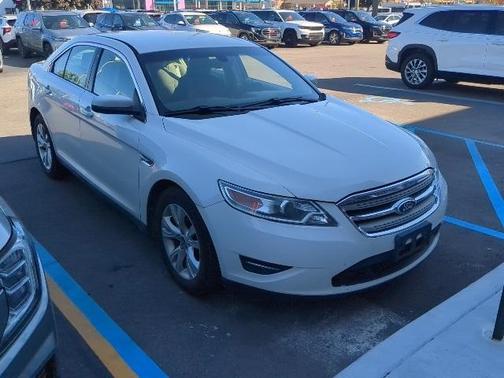 2011 Ford Taurus SEL